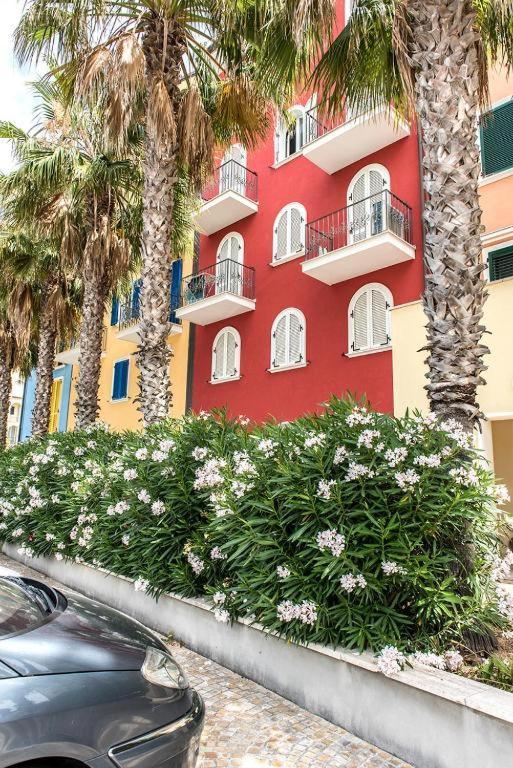 P010 - Porto Recanati, Nuovo Monolocale Fronte Mare Eksteriør billede